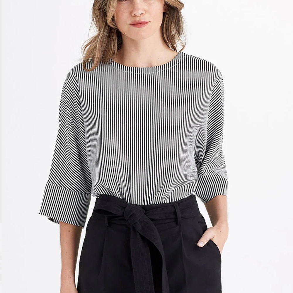 Vetta Boyfriend Striped Top